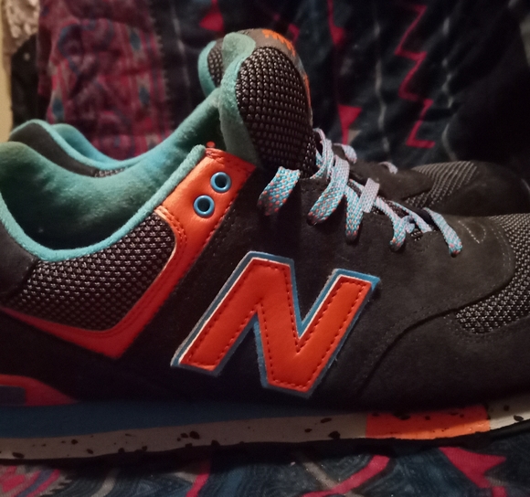 Men's sz 12 New Balance Running shoes - Picture 3 of 5